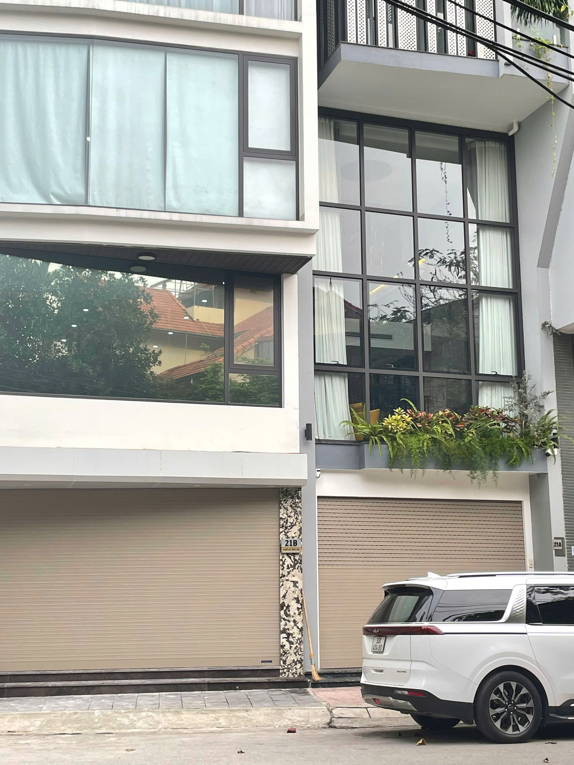 SIÊU PHẨM, NHÀ NGUYỄN VĂN CỪ, 73M, THANG MÁY, FULL NỘI THẤT NHẬP KHẨU, CHỈ HƠN 11 TỶ - Ảnh chính